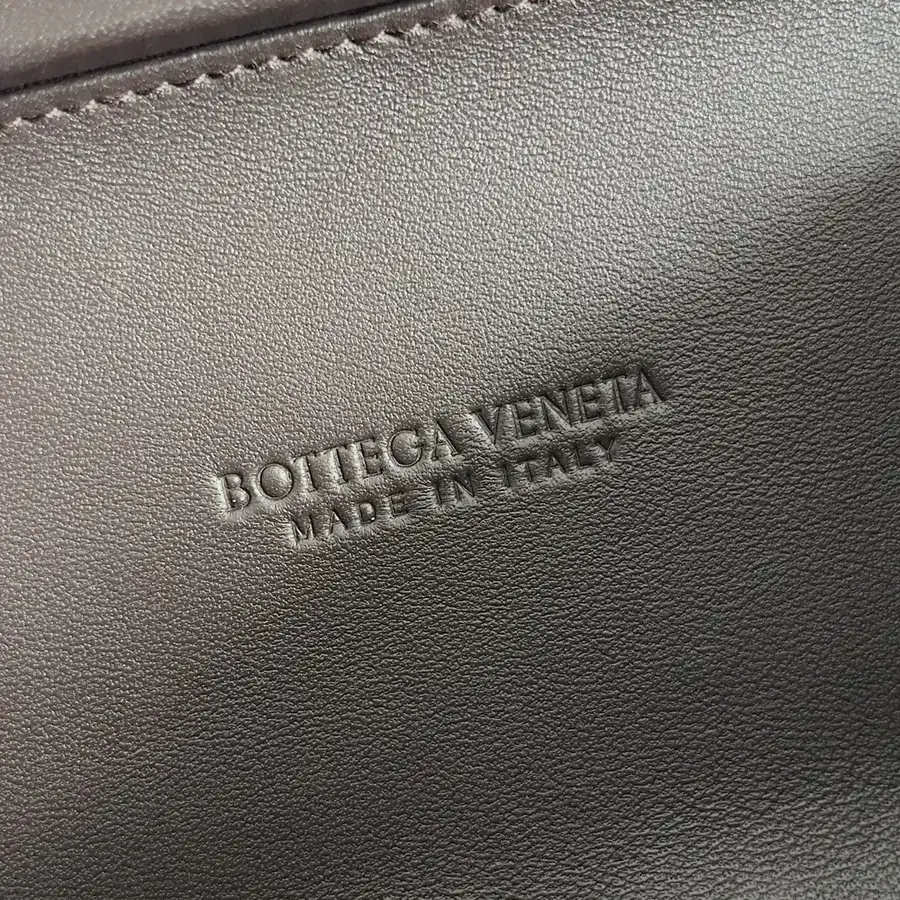 BOTTEGA VENETA Ladies KNOT Evening Bag Chain Edition