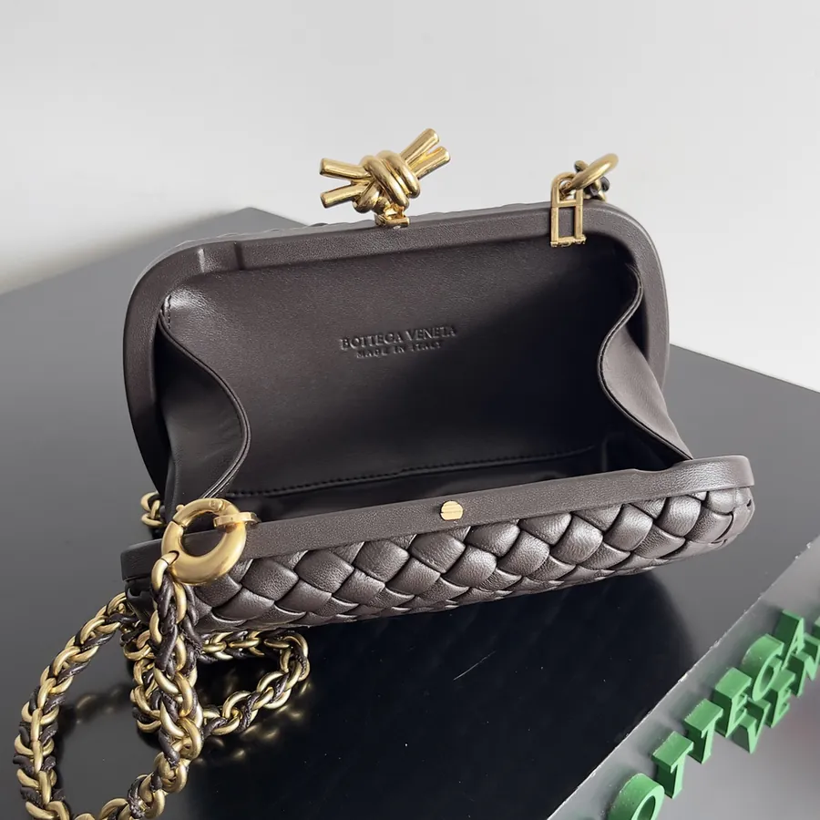 BOTTEGA VENETA Ladies KNOT Evening Bag Chain Edition