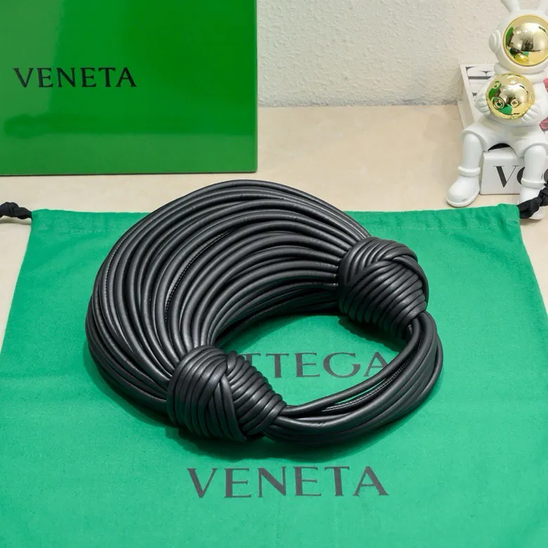 B Family New Design Jodie Handbag with Unique Twist