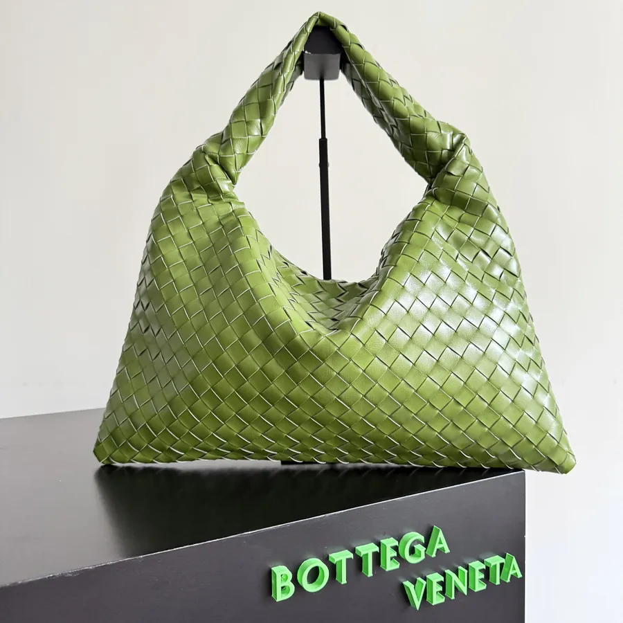 Bottega Veneta Hop Large Bucket Bag