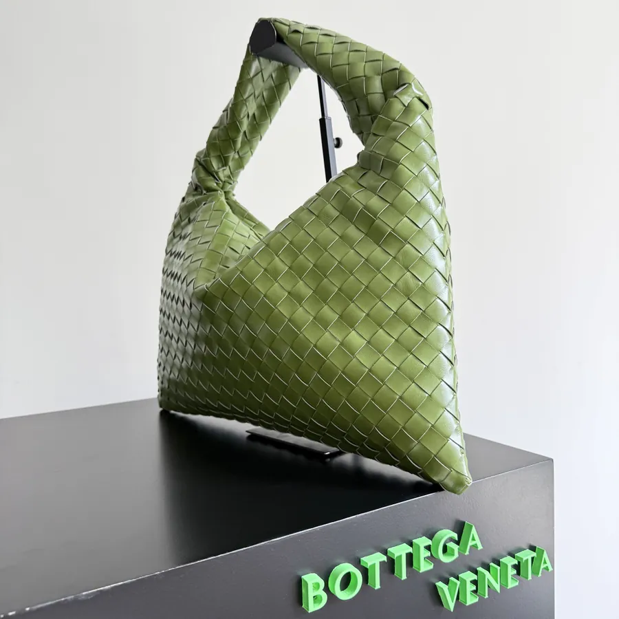 Bottega Veneta Hop Large Bucket Bag