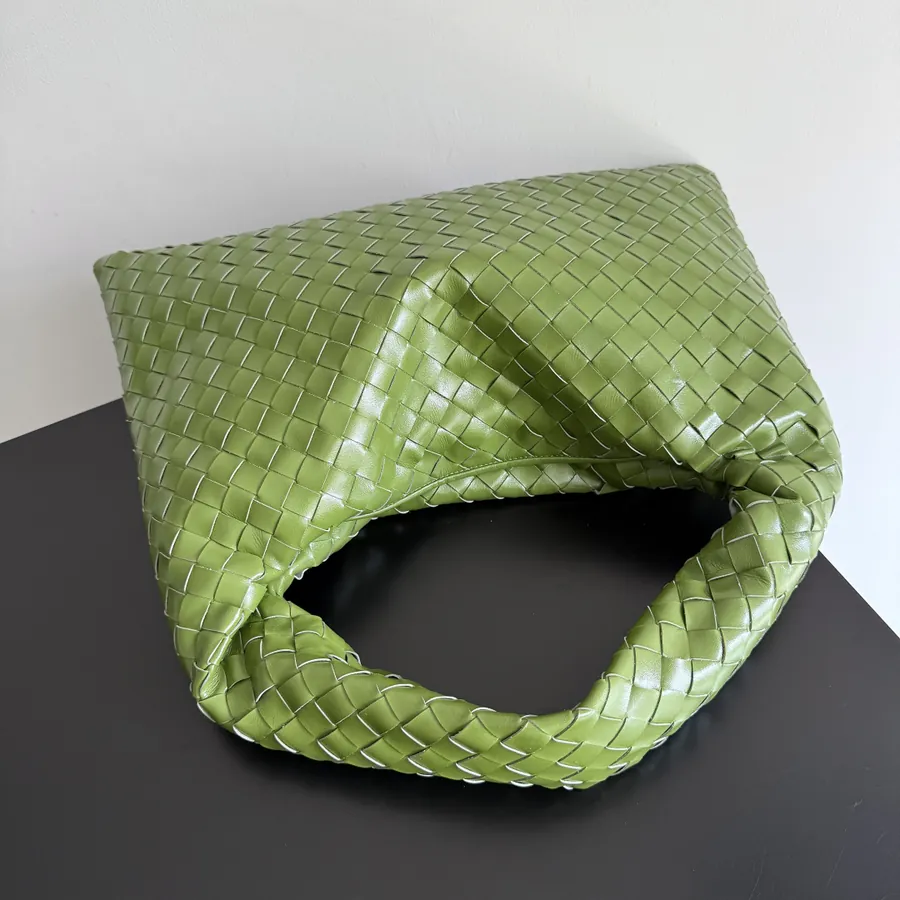 Bottega Veneta Hop Large Bucket Bag