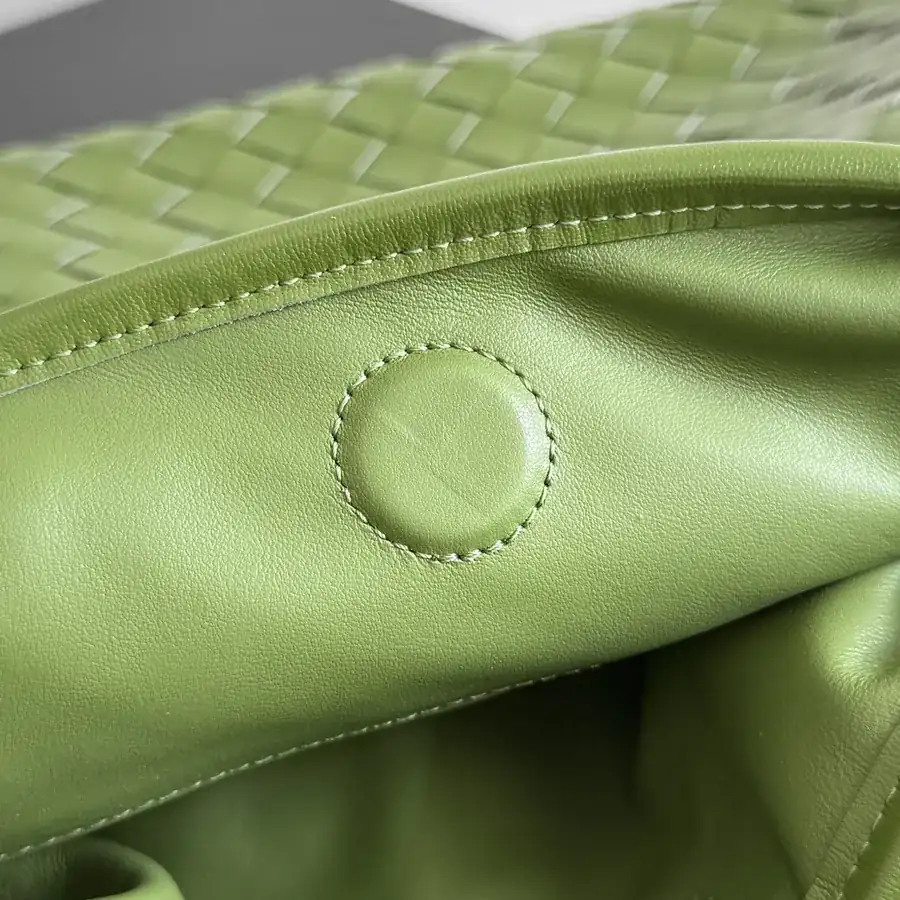 Bottega Veneta Hop Large Bucket Bag