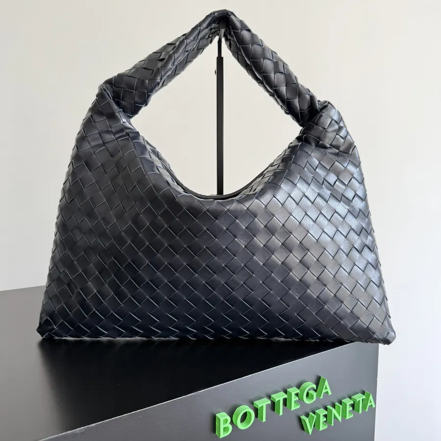 Bottega Veneta Hop Large Bucket Bag