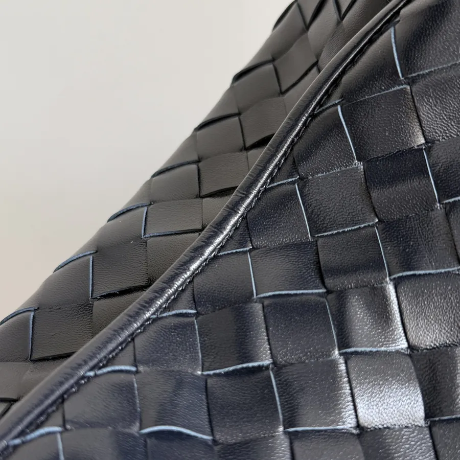 Bottega Veneta Hop Large Bucket Bag