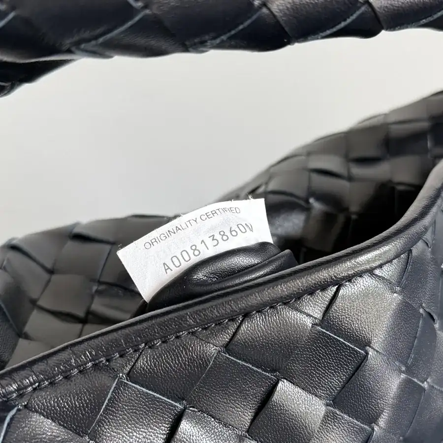 Bottega Veneta Hop Large Bucket Bag