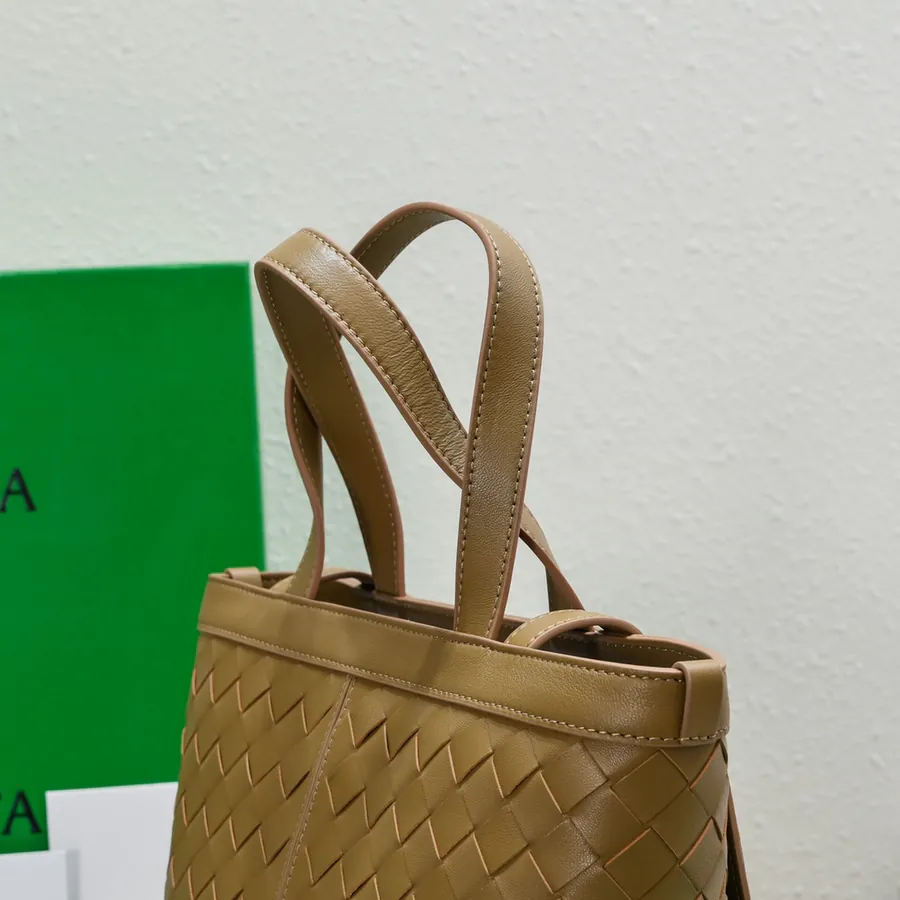 Bv 2023 New Flip Flap Tote