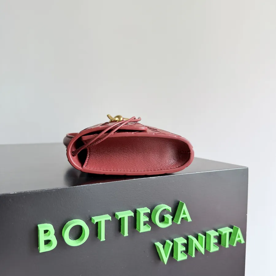 BV Andiamo Evening Handbag, Timeless Elegance