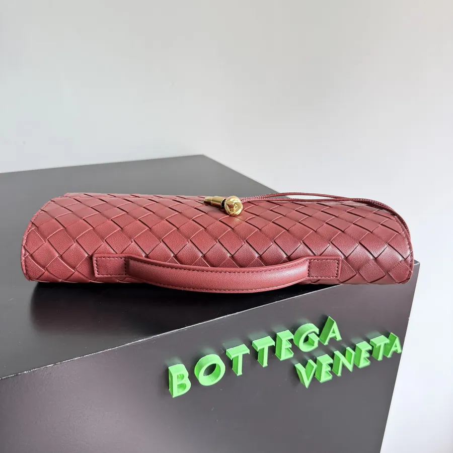 BV Andiamo Evening Handbag, Timeless Elegance