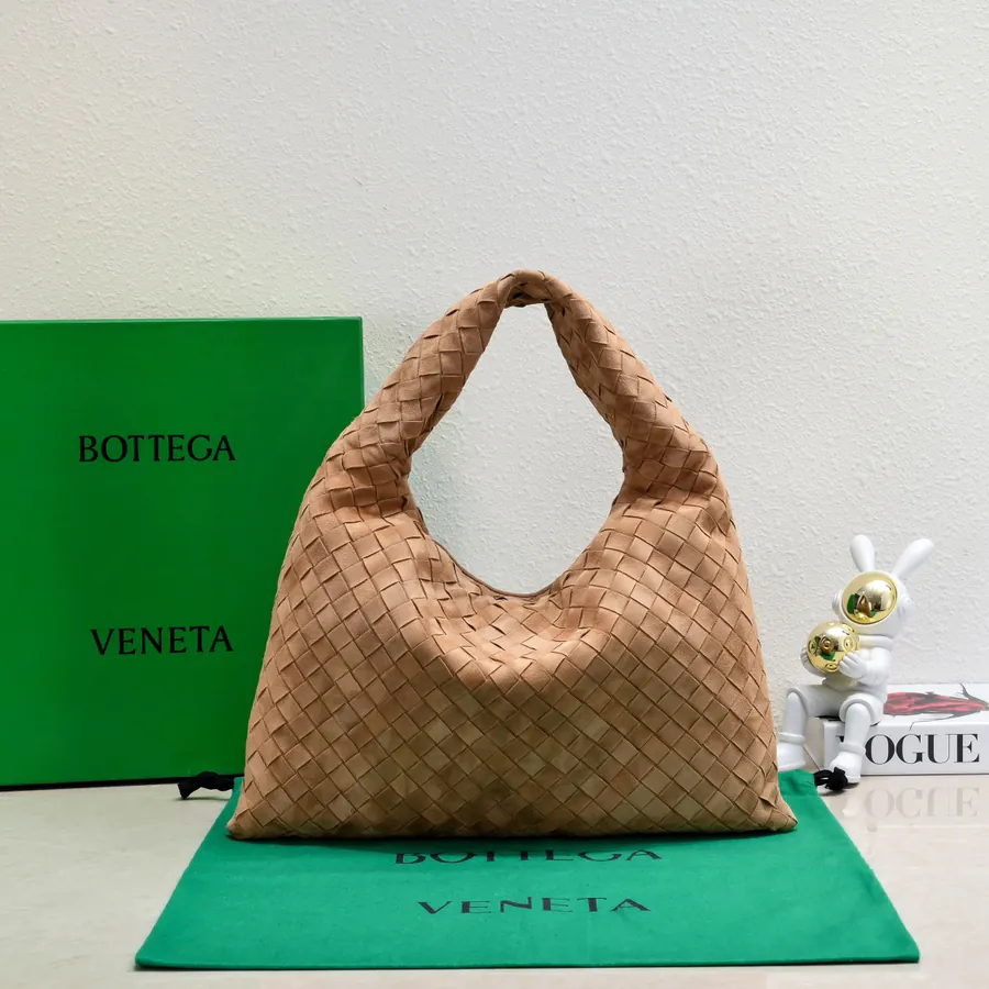 New Mini HOP Bag Grained Leather