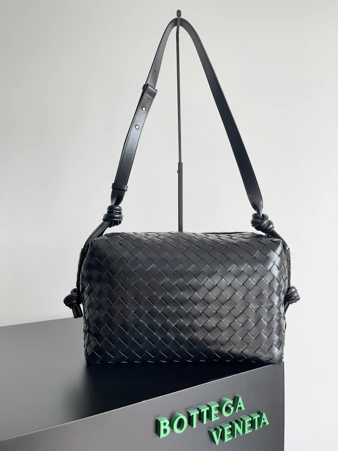 New Loop Weekender in Medium Size