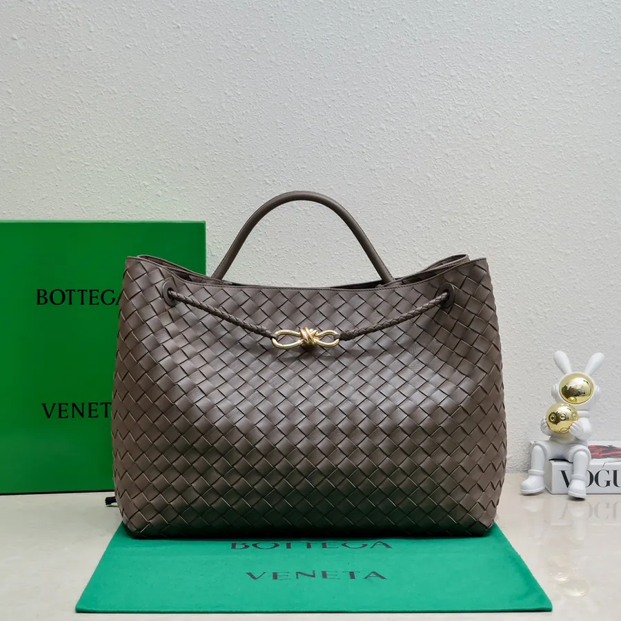 Bottega Veneta Andiamo Handbag Classic Leather Weave with Gold Tassel