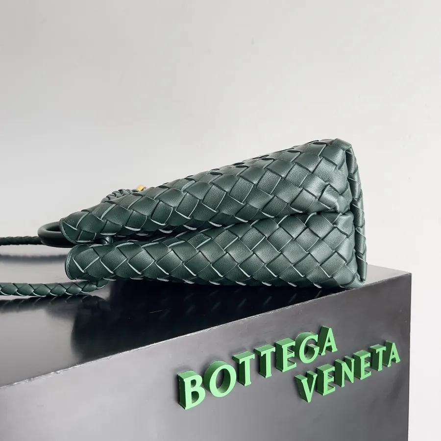 Bottega Veneta 2023 New Andiamo Bucket Bag