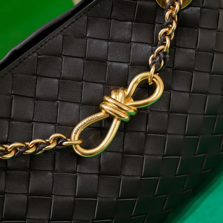 BOTTEGA VENETA Andiamo Small Chain Crossbody Bag