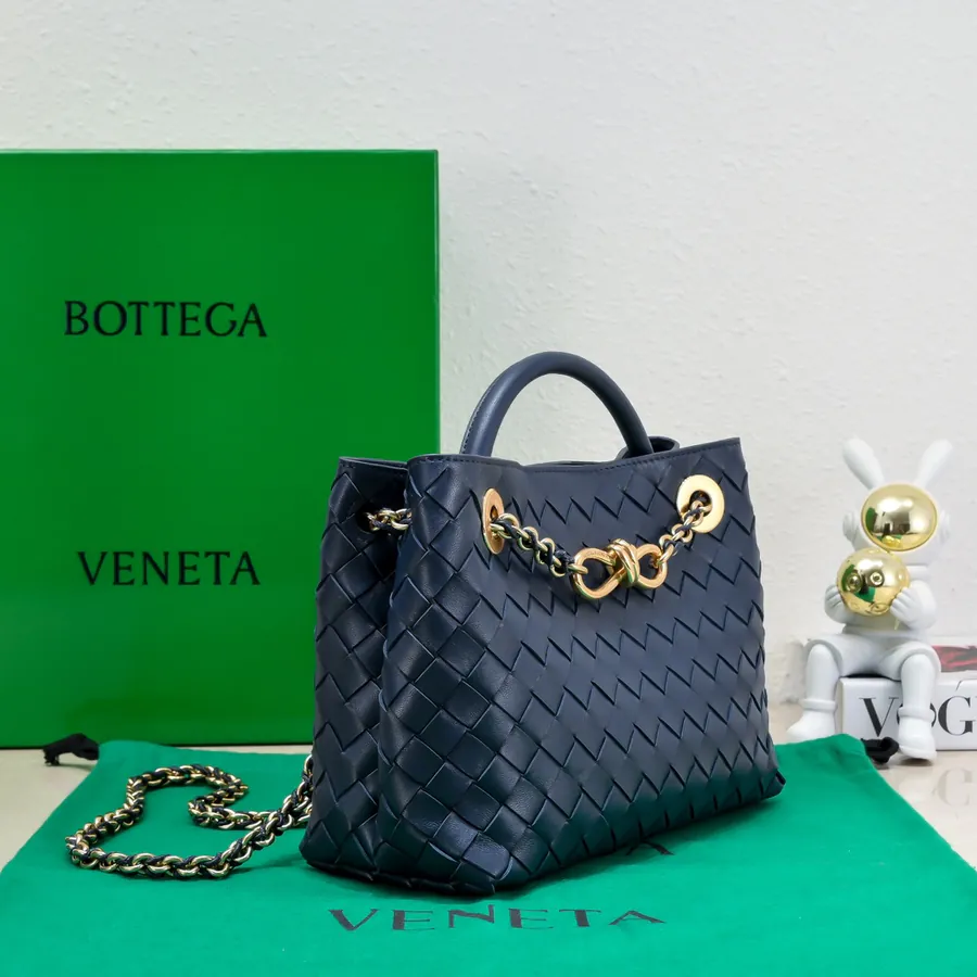 BOTTEGA VENETA Andiamo Small Chain Crossbody Bag