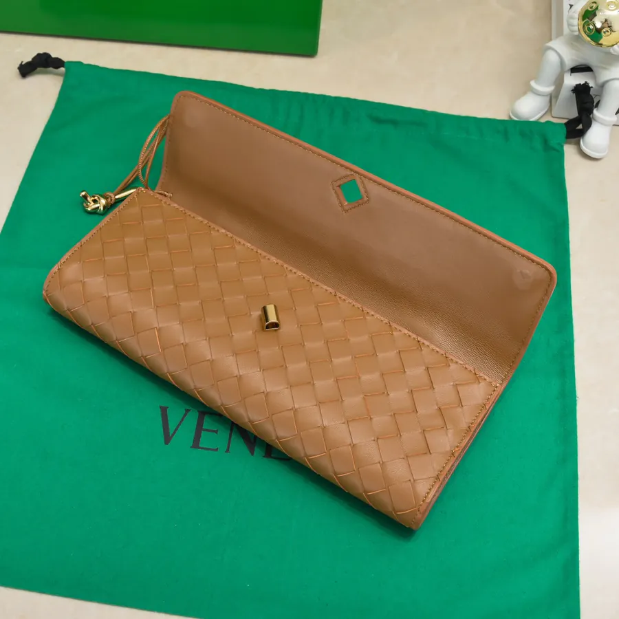 BV Andiamo Evening Handbag