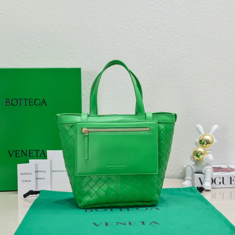 Bv 2023 New Flip Flap Tote