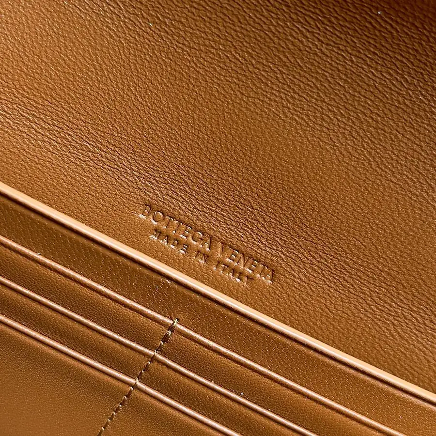 BV Andiamo Evening Handbag