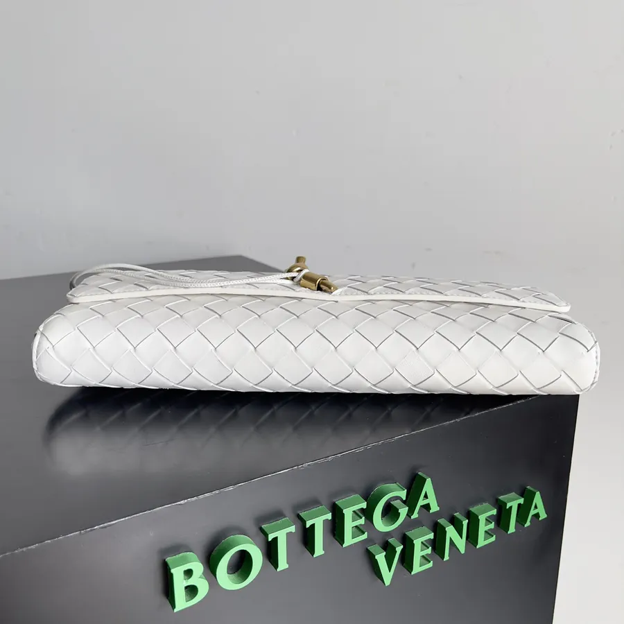 BV Andiamo Evening Evening Bag
