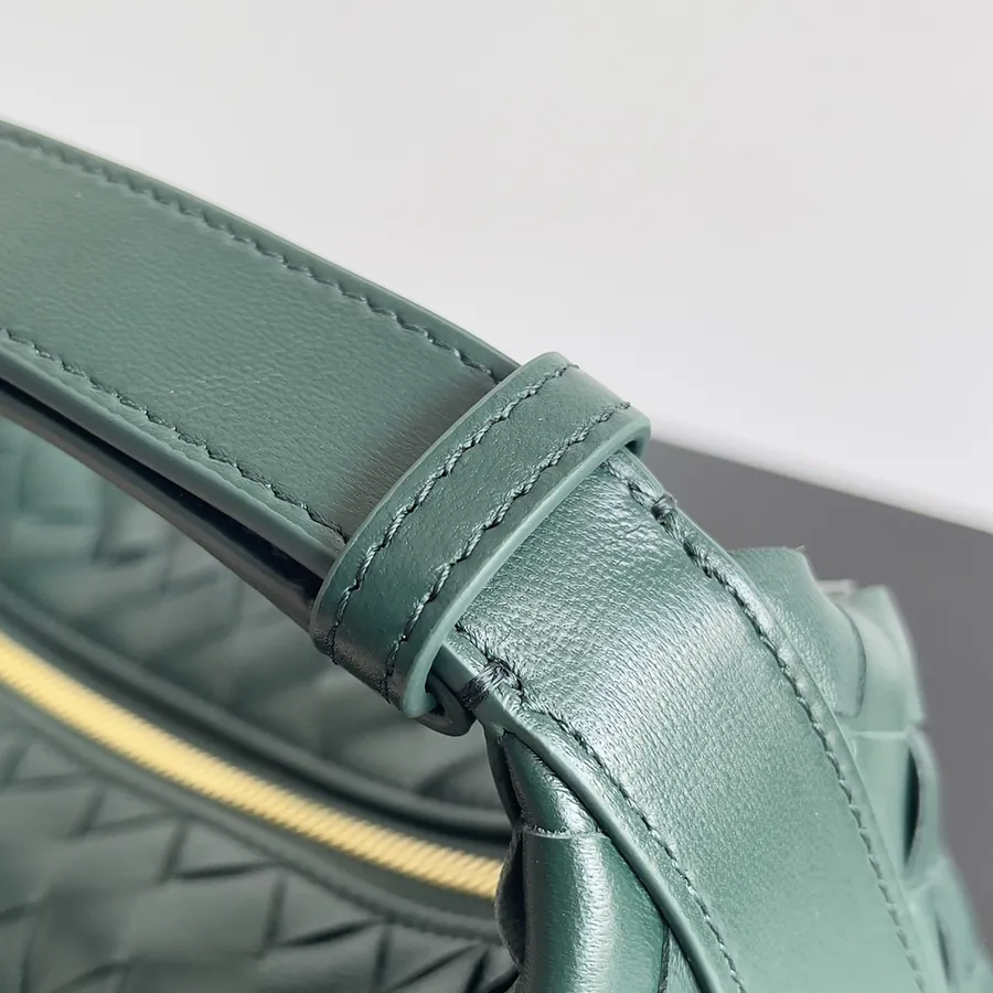 Bottega Veneta Intrecciato Lunch Tote