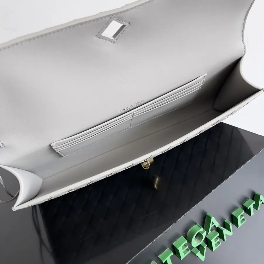 BV Andiamo Evening Handbag, Elegant and Timeless