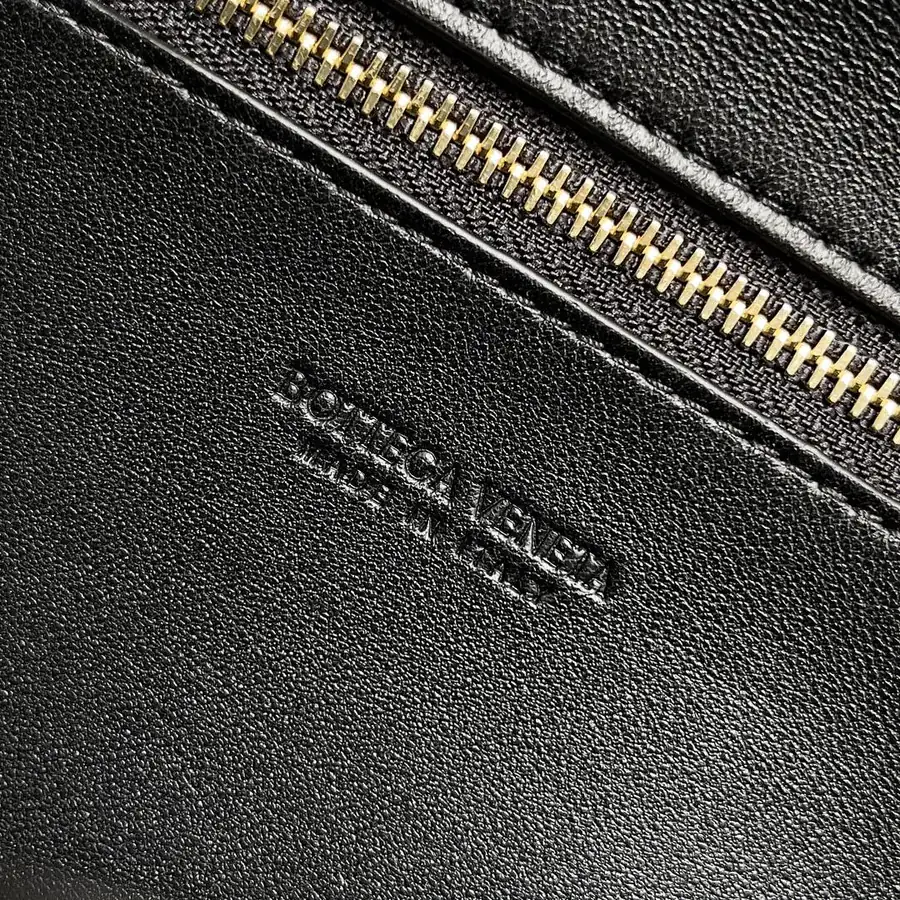 BV Andiamo Evening Handbag