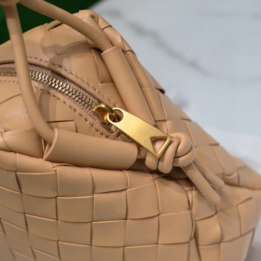 B家 New Large Loop Camera Bag