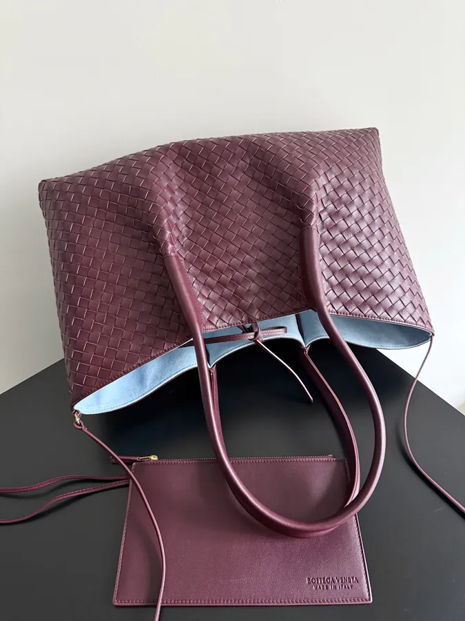 Bottega Veneta 2025 New Collection Pinacoteca Bag with Signature Intrecciato Weaving