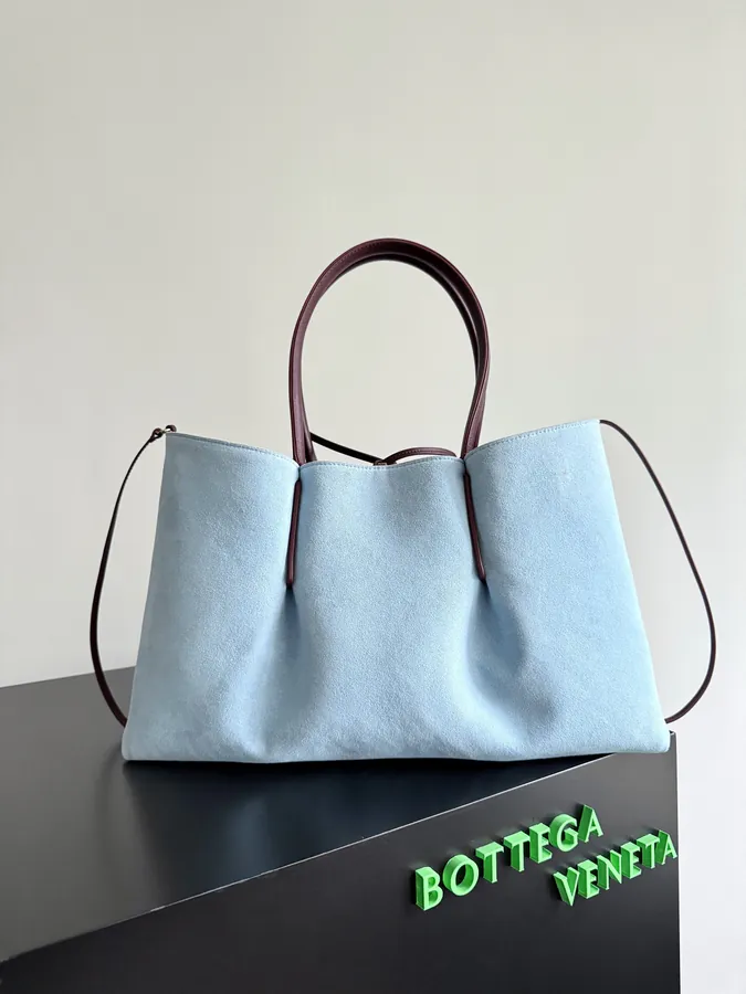 Bottega Veneta 2025 New Collection Pinacoteca Bag with Signature Intrecciato Weaving