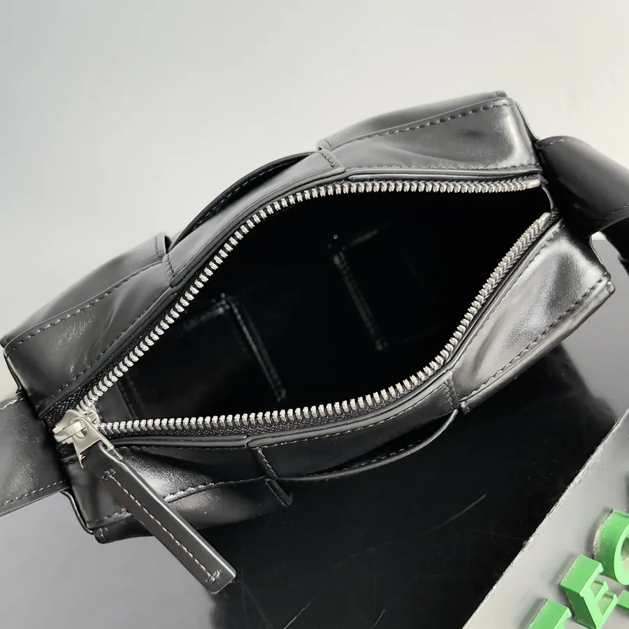 BOTTEGA VENETA Mini Cassette Stylish and Sophisticated Design