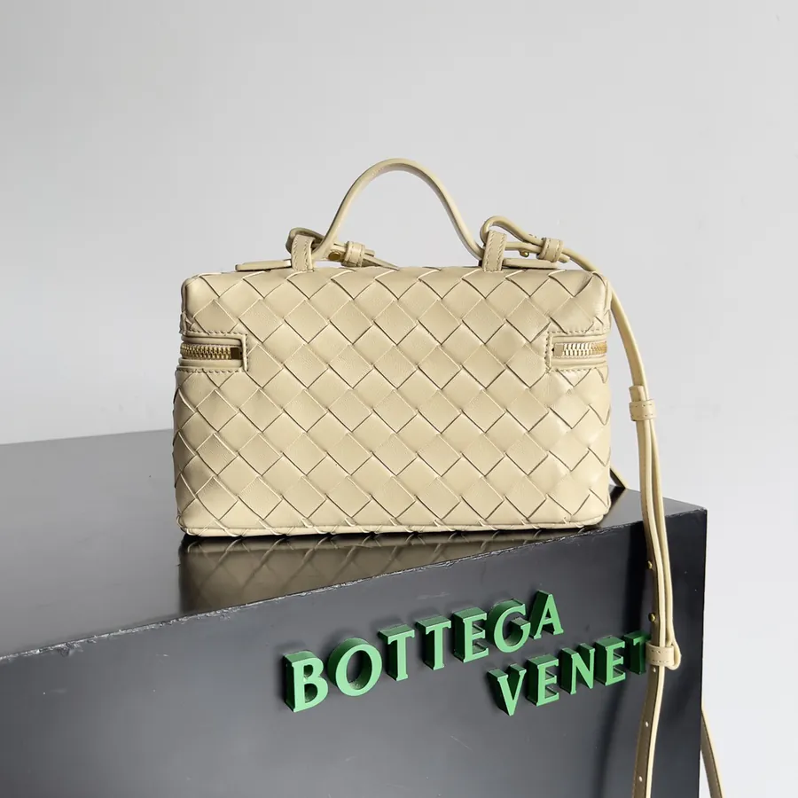 Bottega Veneta 24 Summer Woven Zip Crossbody Bag