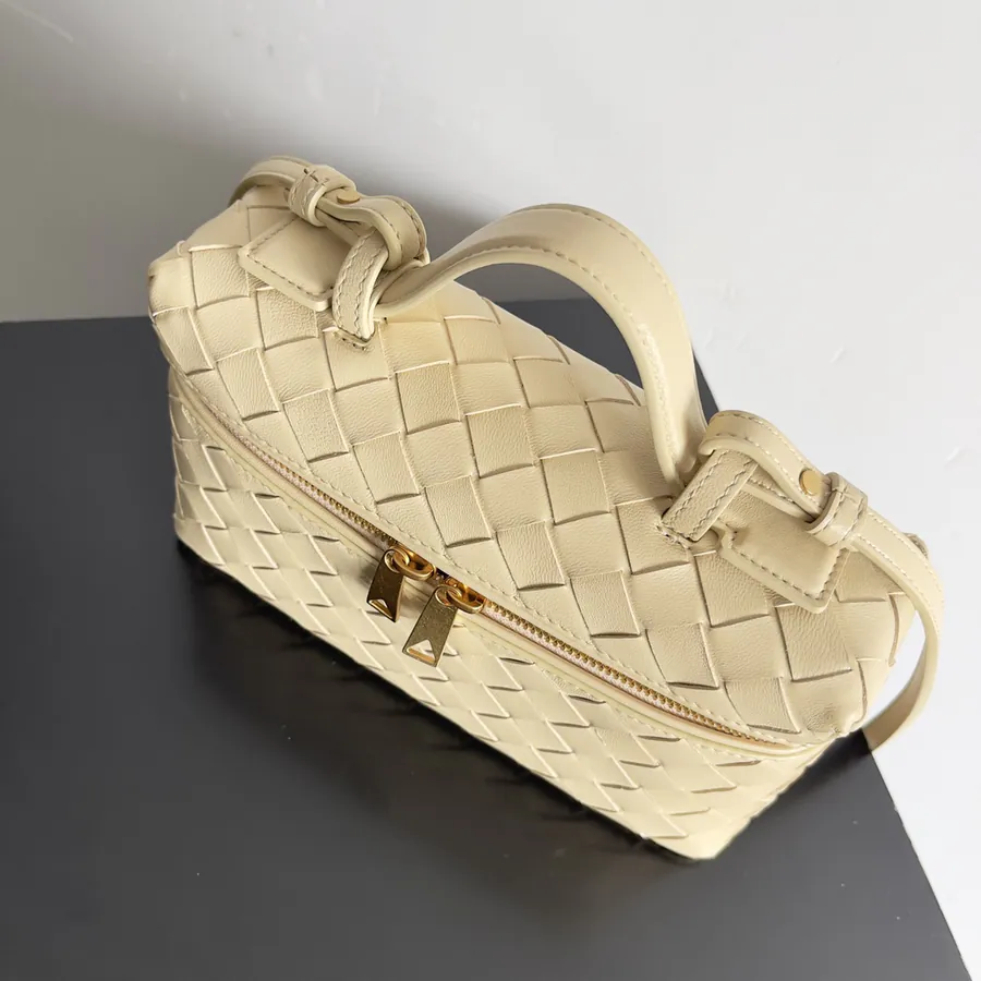 Bottega Veneta 24 Summer Woven Zip Crossbody Bag