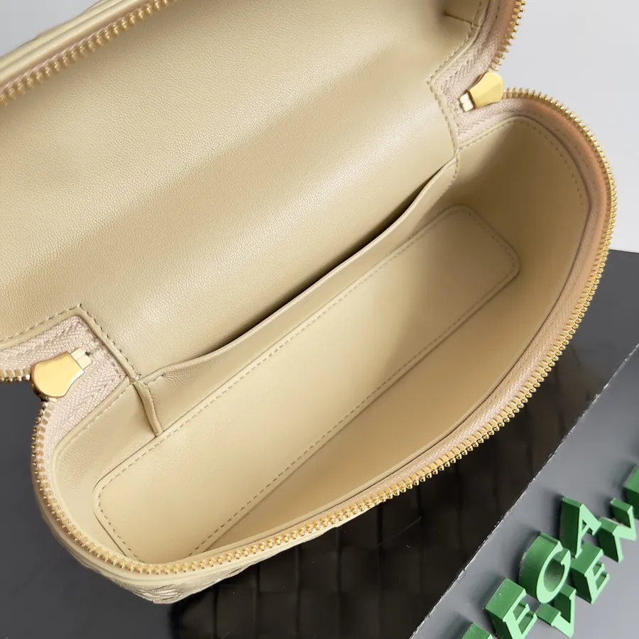 Bottega Veneta 24 Summer Woven Zip Crossbody Bag