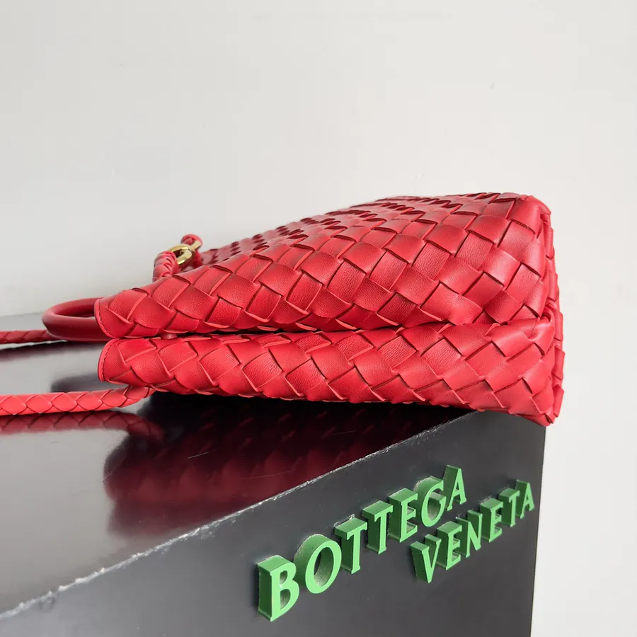 Bottega Veneta 2023 New Andiamo Bucket Bag