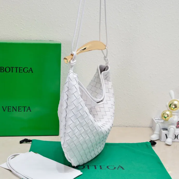 Bottega Veneta Sardine Large Bucket Bag