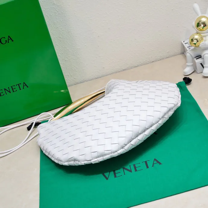 Bottega Veneta Sardine Large Bucket Bag