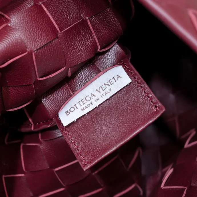 Bottega Veneta Sardine Large Bucket Bag