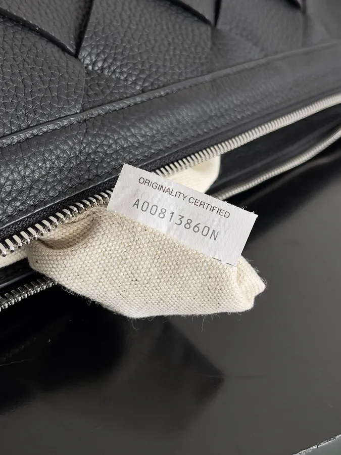 BOTTEGA VENETA Diago Hobo Bag in Grained Calfskin