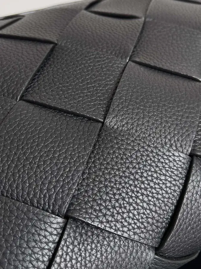BOTTEGA VENETA Diago Hobo Bag in Grained Calfskin