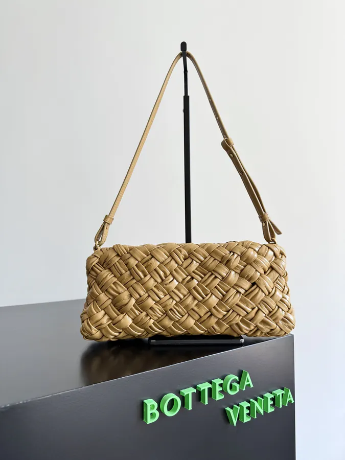 Bottega Veneta Latest Kalimero Cha Cha Handbag