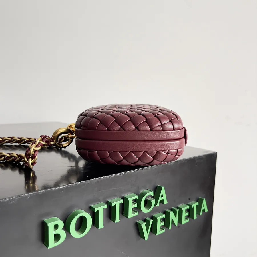 BOTTEGA VENETA Ladies KNOT Evening Bag with Chain