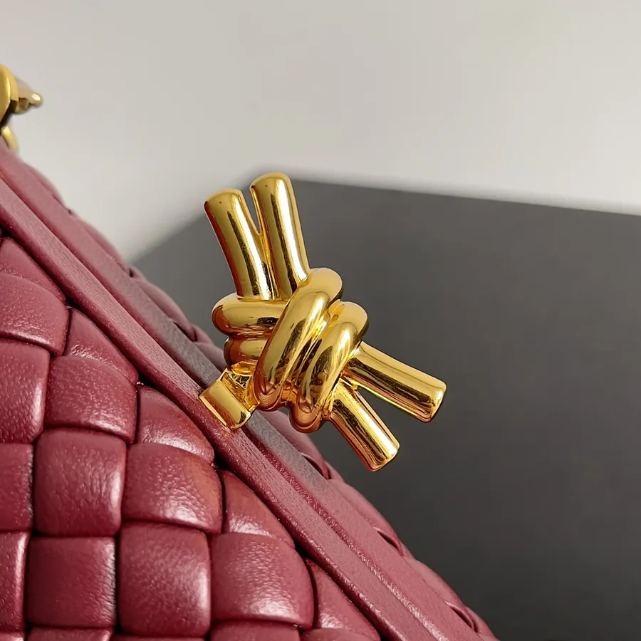BOTTEGA VENETA Ladies KNOT Evening Bag with Chain