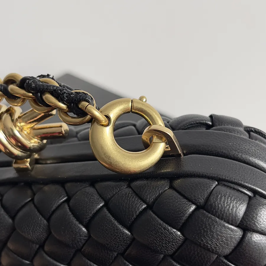 BOTTEGA VENETA Ladies KNOT Evening Bag Chain Edition