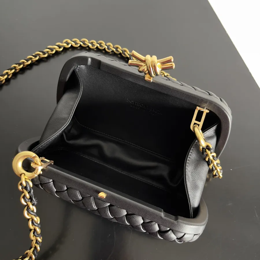BOTTEGA VENETA Ladies KNOT Evening Bag Chain Edition