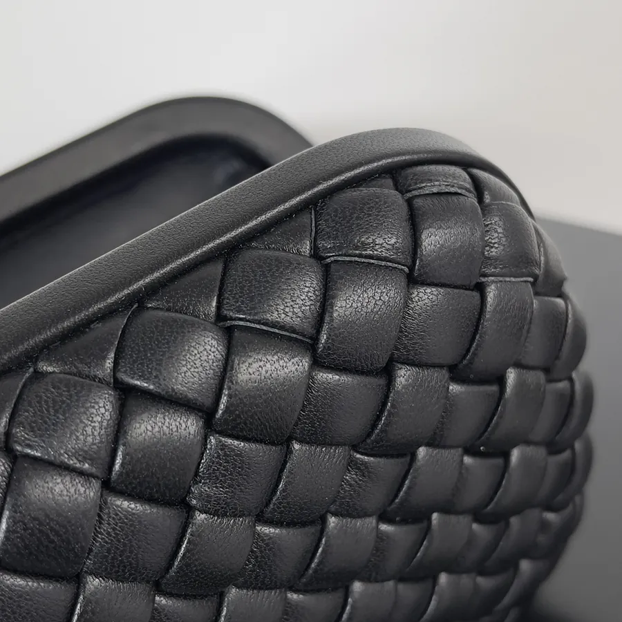 BV Knot Evening Bag Classic Return