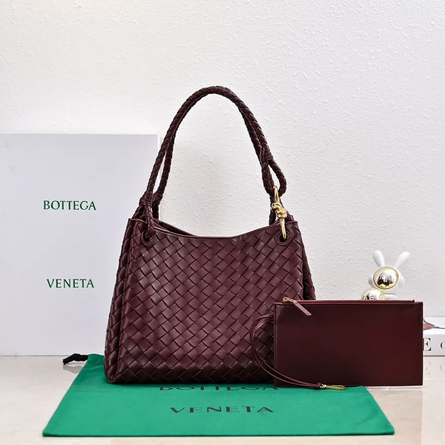 Andiamo Parachute Large Bucket Bag