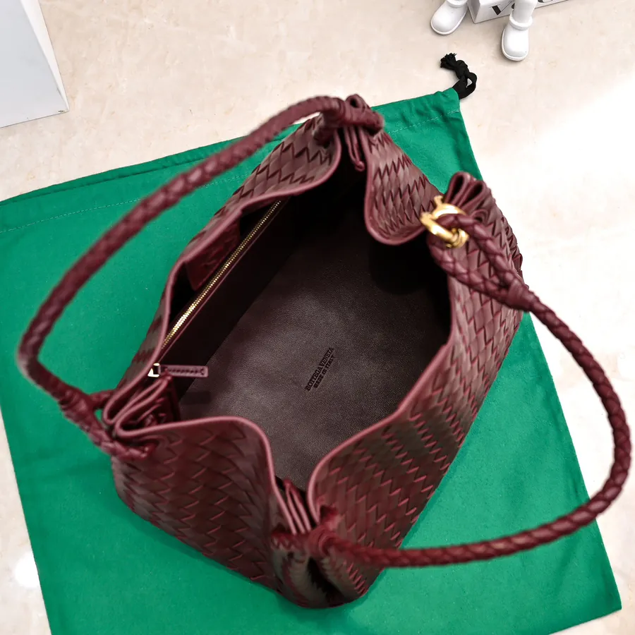 Andiamo Parachute Large Bucket Bag
