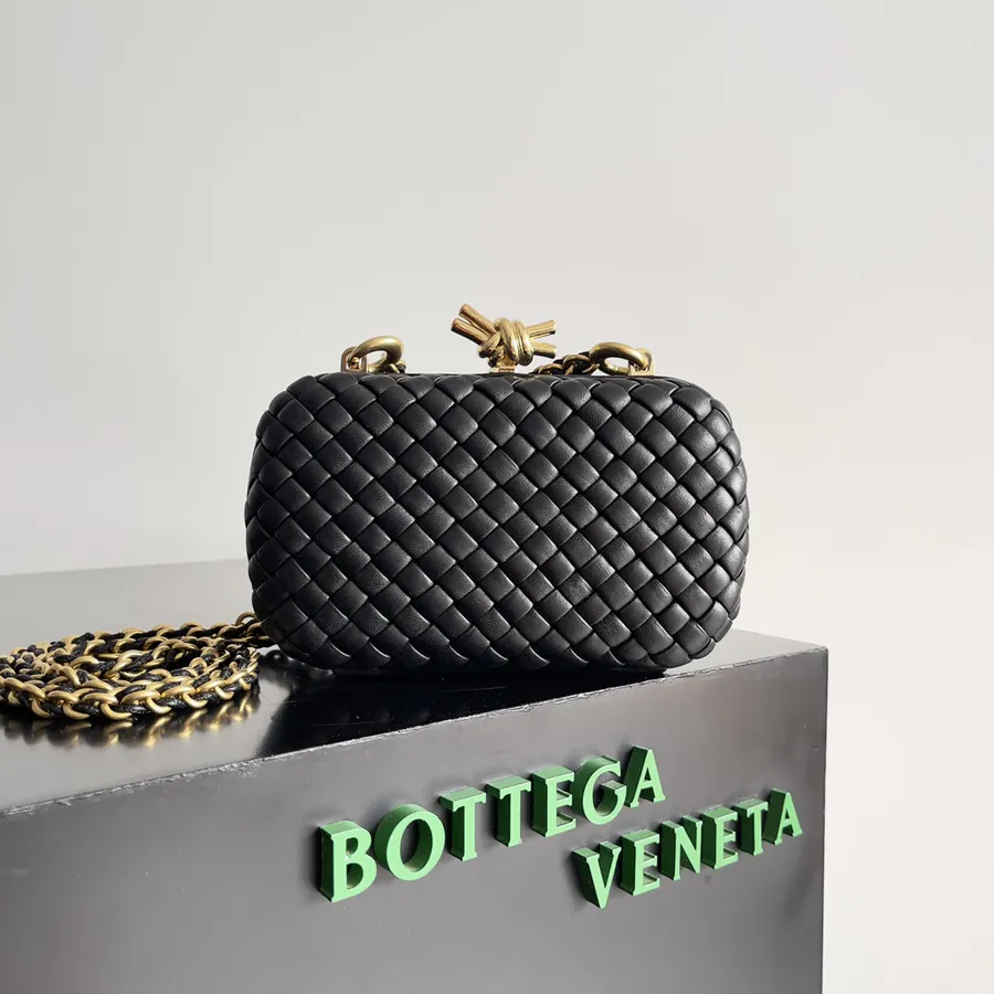 BOTTEGA VENETA Ladies KNOT Evening Bag Chain Edition