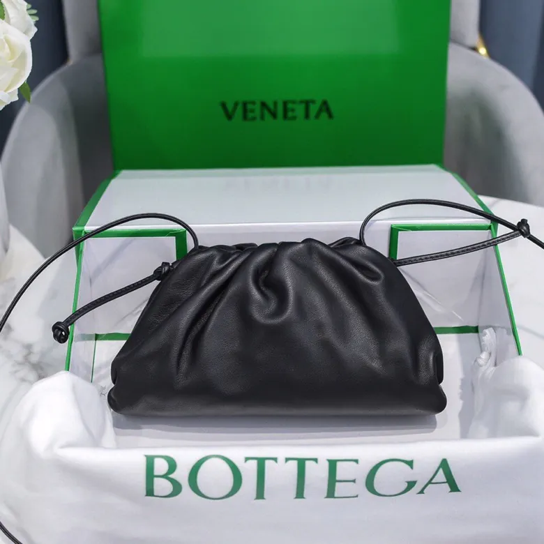 Bottega Veneta Pouch Pouch Small