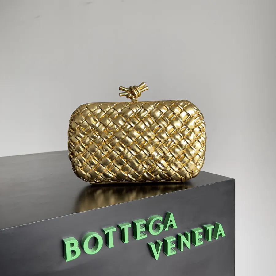 BV Knot Evening Bag Classic Return